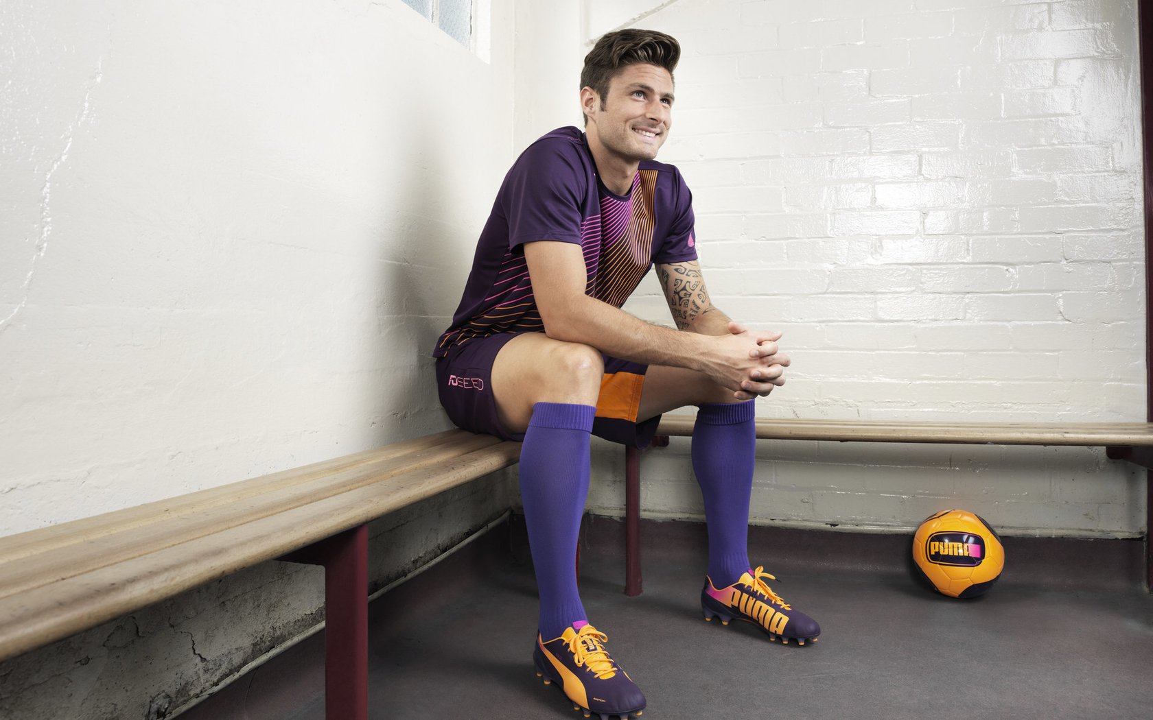 中国足球青少年训练营引进先进技术装备，中国足球青少年培养