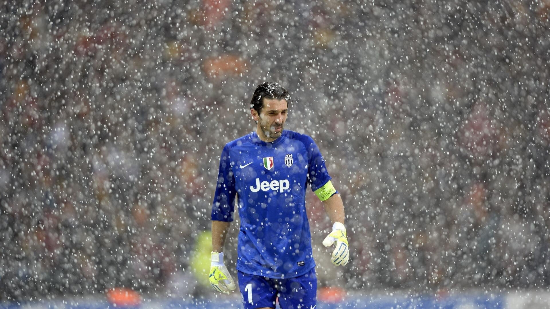 绿色节能足球器材在市场中的渗透率持续提升，推动行业绿色升级